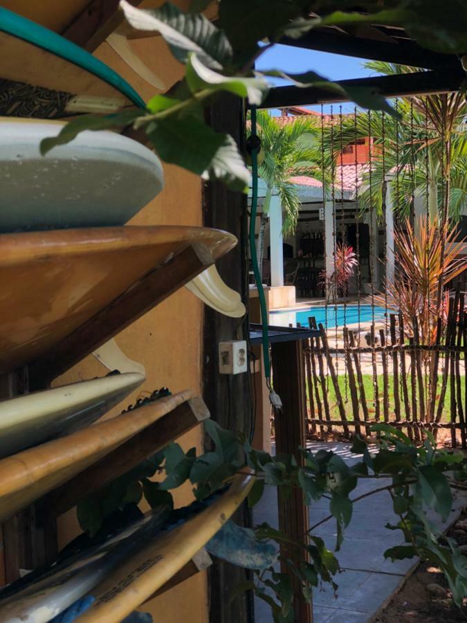 Pousada Wind Paracuru Bed & Breakfast Exterior photo
